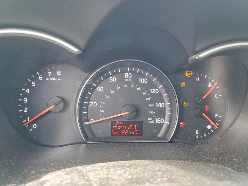 Photo 9 from auction – 2015 KIA SORENTO LX with VIN 5XYKT4A61FG645480