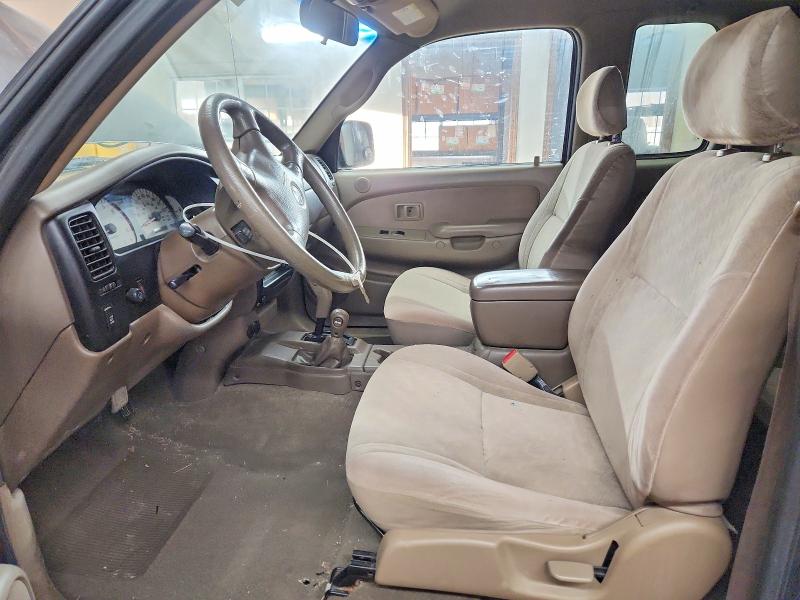 Photo 7 from auction – 2001 TOYOTA TACOMA XTR with VIN 5TEWN72N71Z838041