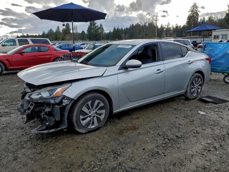 NISSAN ALTIMA S 2019 with VIN 1N4BL4BV8KC242882 - Photo from auction