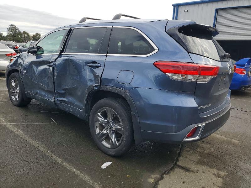 Photo 2 from auction – 2018 TOYOTA HIGHLANDER with VIN 5TDDGRFH6JS041035