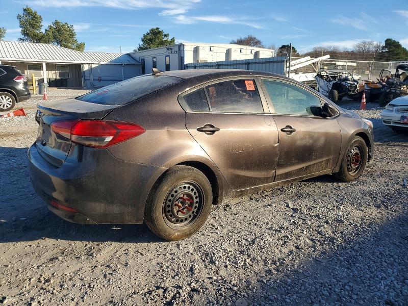 Photo 3 from auction – 2017 KIA FORTE with VIN 3KPFL4A70HE121263