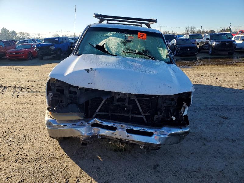 Photo 5 from auction – 2006 CHEVROLET SILVERADO with VIN 1GCHC29U56E259879