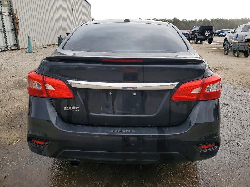 Zdjęcie 6 z aukcji – 2017 NISSAN SENTRA SR z VIN 3N1CB7AP1HY252162