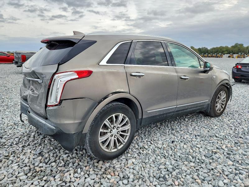 Снимка 3 от търг – 2017 CADILLAC XT5 с VIN 1GYKNDRS9HZ284669