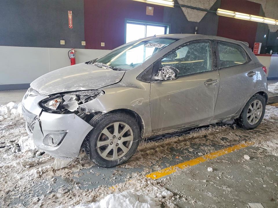 MAZDA MAZDA2 2011 with VIN JM1DE1HY4B0114122 - Photo from auction