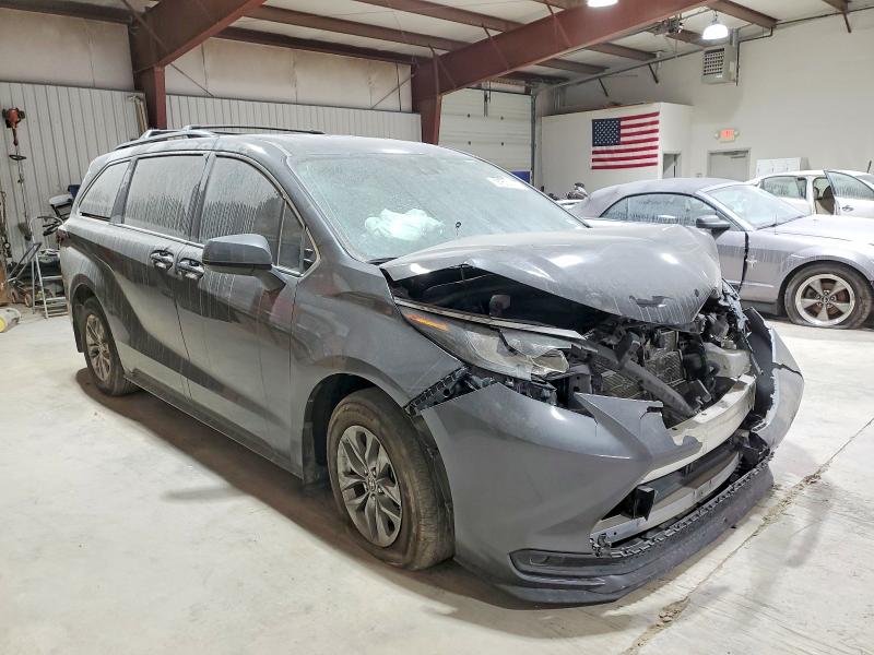 Photo 4 from auction – 2025 TOYOTA SIENNA with VIN 5TDKRKEC9SS259132