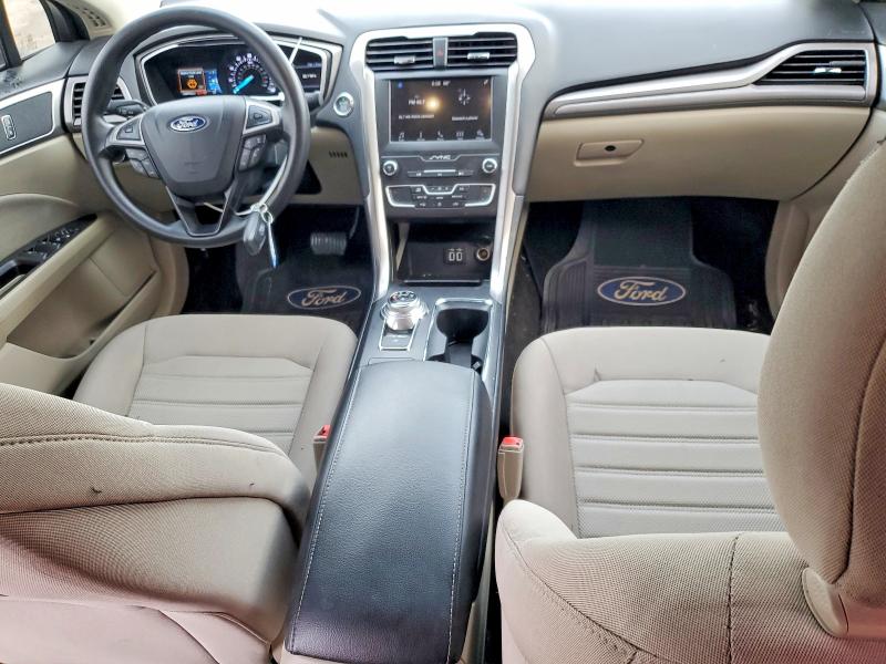 Photo 8 from auction – 2019 FORD FUSION with VIN 3FA6P0HD8KR247479