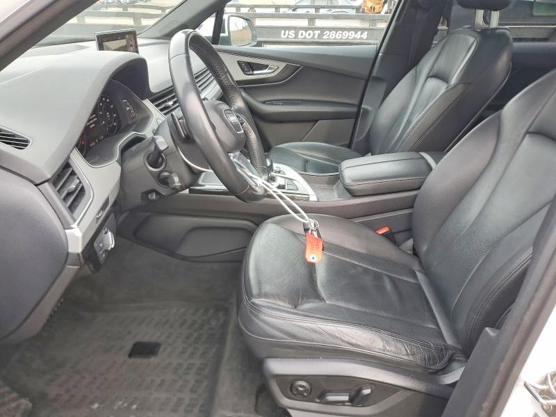 Photo 7 from auction – 2019 AUDI Q7 PREMIUM with VIN WA1LHAF74KD043357