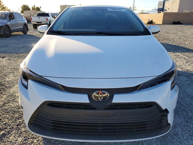 Photo 5 from auction – 2026 TOYOTA COROLLA with VIN JTDBCMFE8T3120478