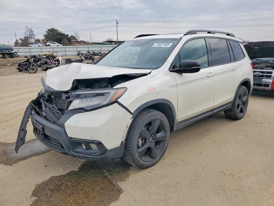 HONDA PASSPORT E 2019 with VIN 5FNYF8H02KB009954 - Photo from auction