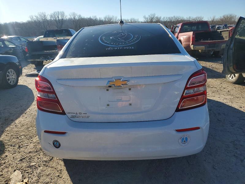 Photo 6 from auction – 2017 CHEVROLET SONIC with VIN 1G1JB5SH3H4134254