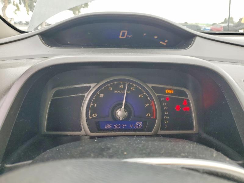 Photo 9 from auction – 2009 HONDA CIVIC LX with VIN 2HGFA165X9H306987