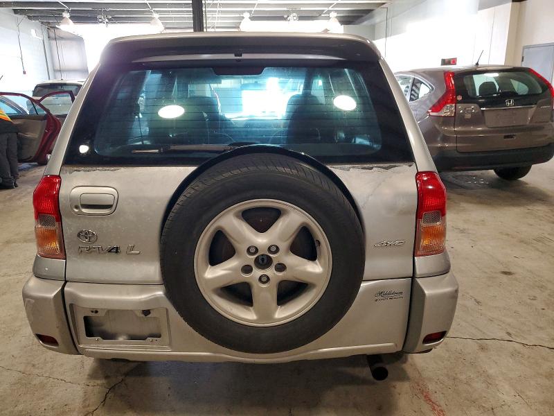Photo 6 from auction – 2002 TOYOTA RAV4 with VIN JTEHH20V326063950