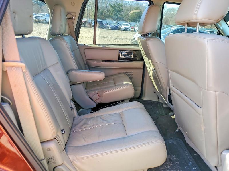 Photo 10 from auction – 2016 LINCOLN NAVIGATOR with VIN 5LMJJ2HT3GEL04960