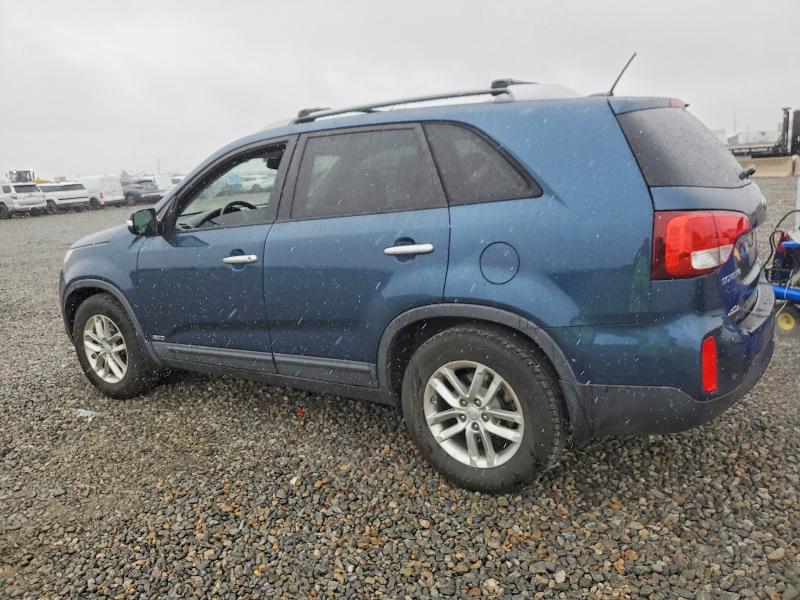 Photo 2 from auction – 2015 KIA SORENTO LX with VIN 5XYKTDA71FG553780