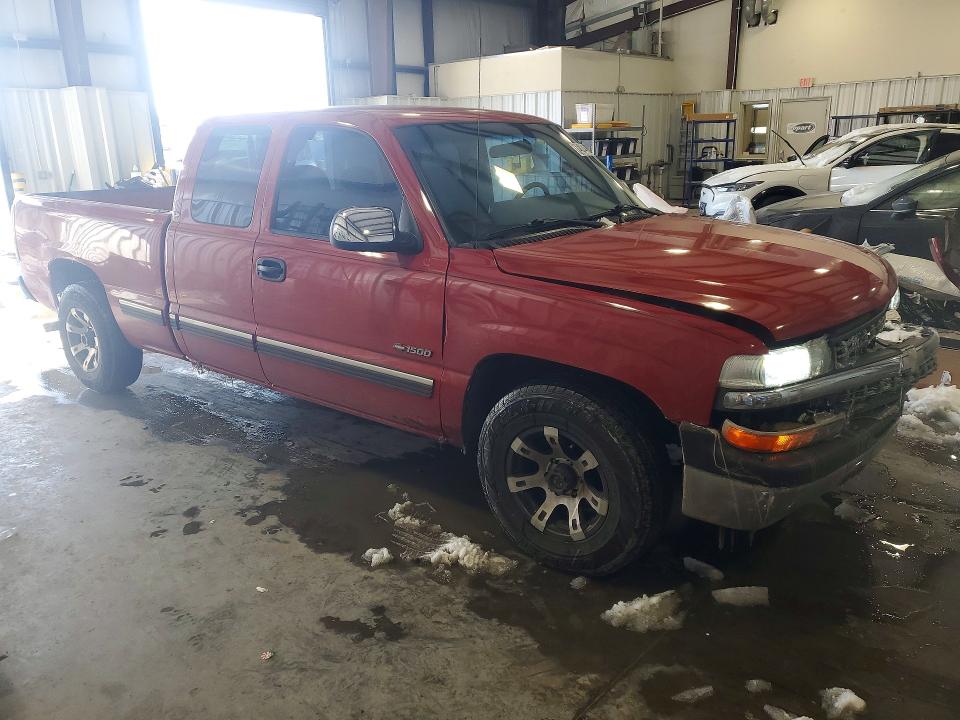 Photo 4 from auction – 2002 CHEVROLET SILVERADO with VIN 2GCEC19T321232406