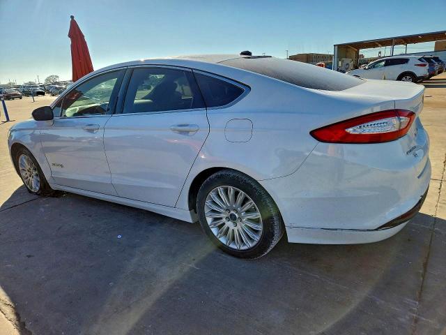 Photo 2 from auction – 2014 FORD FUSION with VIN 3FA6P0LU5ER333201