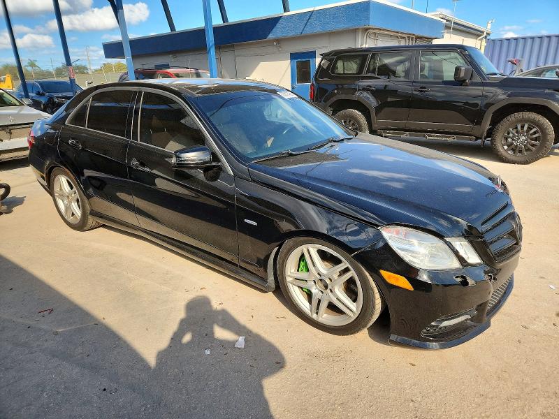 Photo 4 from auction – 2012 MERCEDES-BENZ E 550 4MAT with VIN WDDHF9BB6CA554684