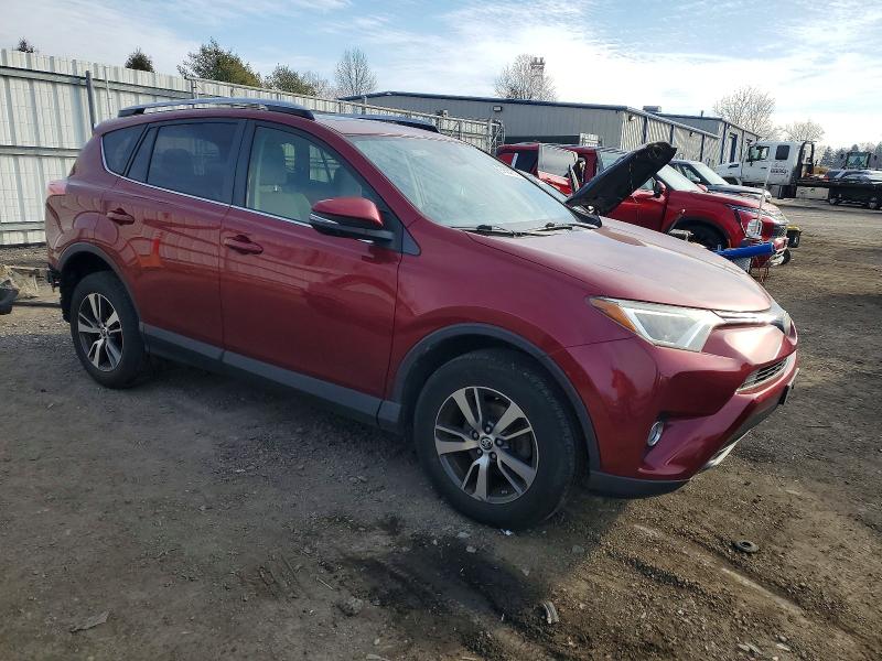 Photo 4 from auction – 2018 TOYOTA RAV4 ADVEN with VIN JTMRFREV2JD227313