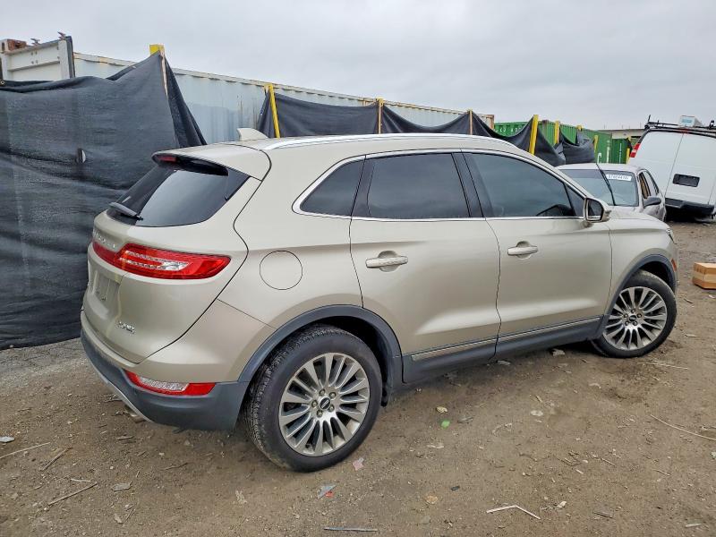 Photo 3 from auction – 2015 LINCOLN MKC with VIN 5LMCJ2A98FUJ33294