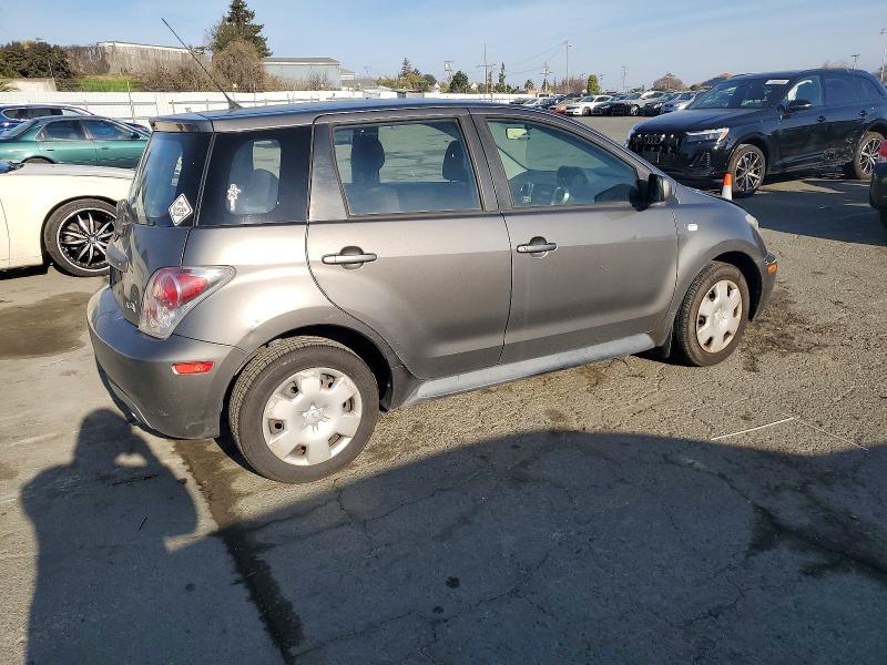 Photo 3 from auction – 2005 TOYOTA SCION XA with VIN JTKKT624X50119581