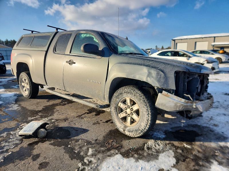 Photo 4 from auction – 2011 GMC SIERRA K15 with VIN 1GTR2VE37BZ396198