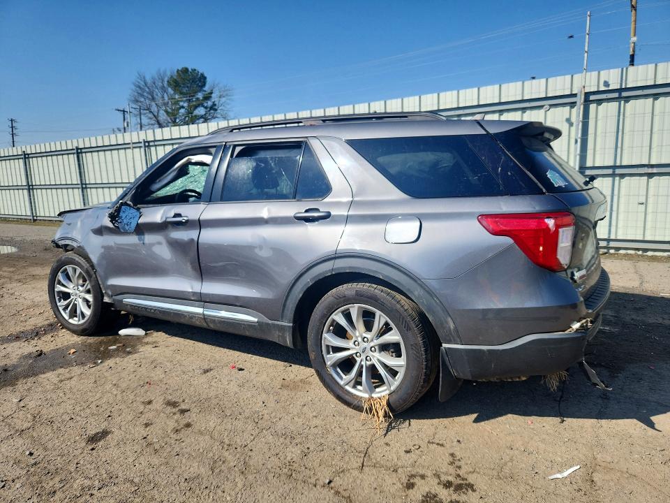 Photo 2 from auction – 2021 FORD EXPLORER with VIN 1FMSK7DH0MGA23895