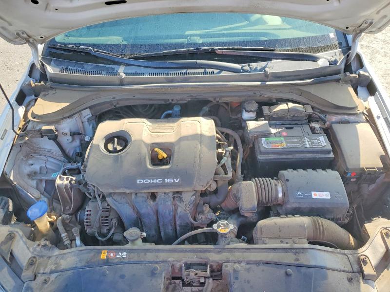 Photo 11 from auction – 2017 HYUNDAI ELANTRA with VIN 5NPD74LF8HH148206