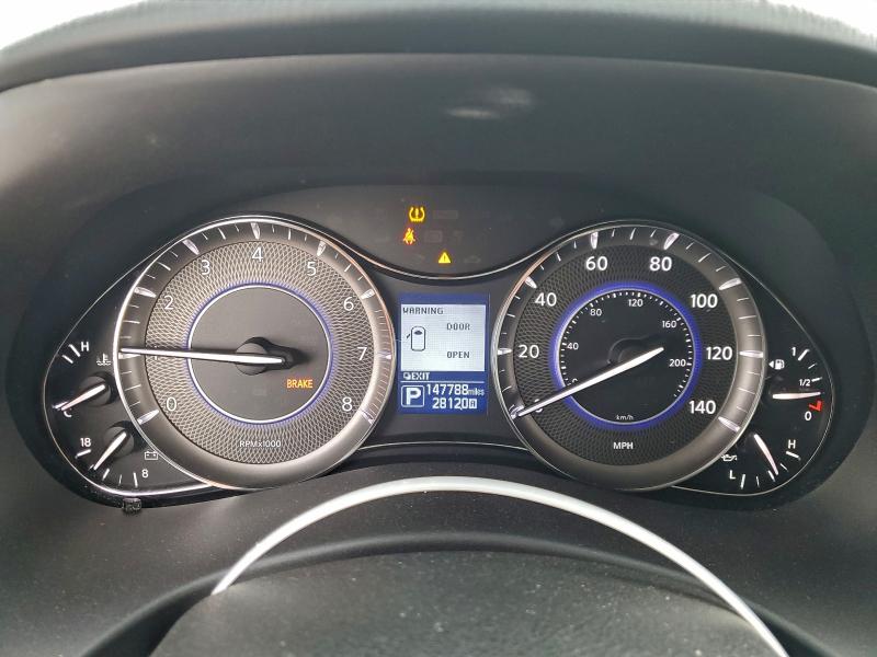 Photo 9 from auction – 2014 INFINITI QX80 with VIN JN8AZ2NE3E9063434