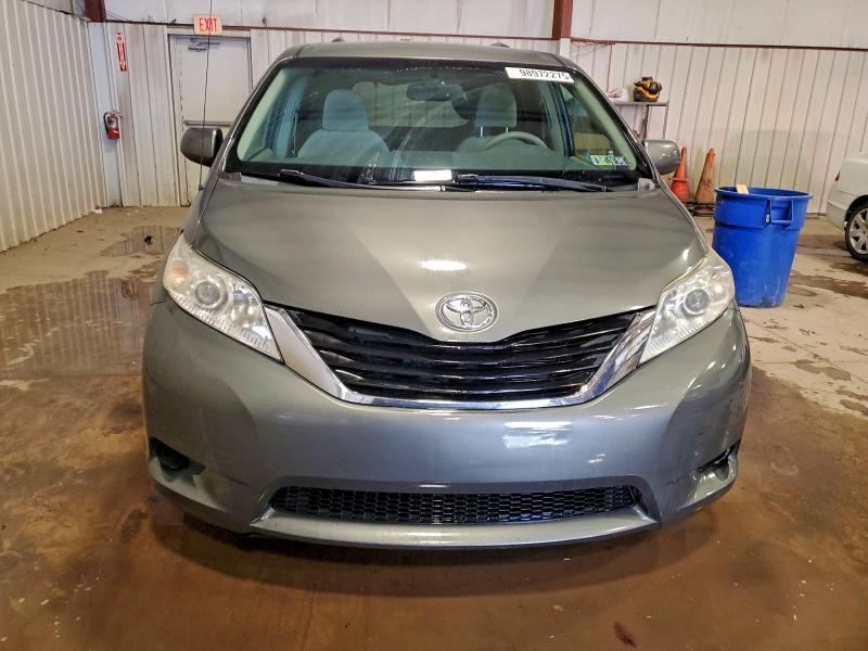 Photo 5 from auction – 2011 TOYOTA SIENNA LE with VIN 5TDKK3DC6BS007222