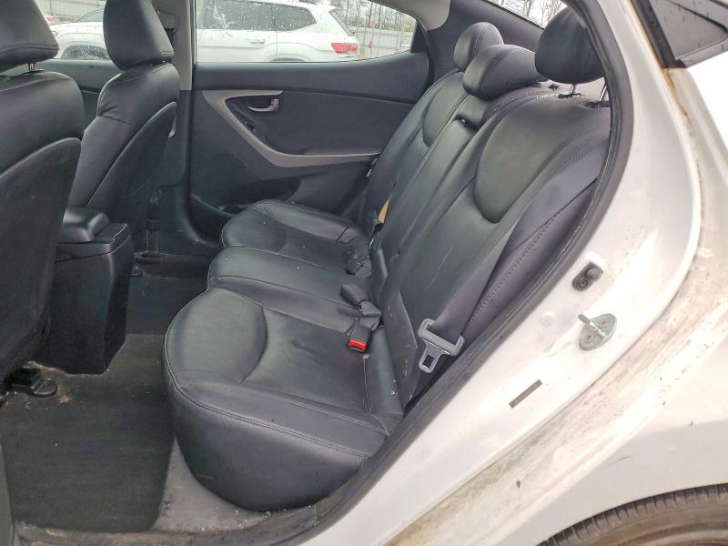 Photo 10 from auction – 2012 HYUNDAI ELANTRA GL with VIN 5NPDH4AE5CH107404