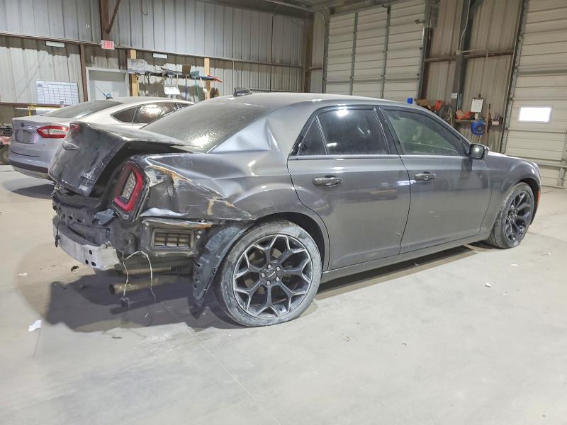 Photo 3 from auction – 2019 CHRYSLER 300 S with VIN 2C3CCABG6KH533638