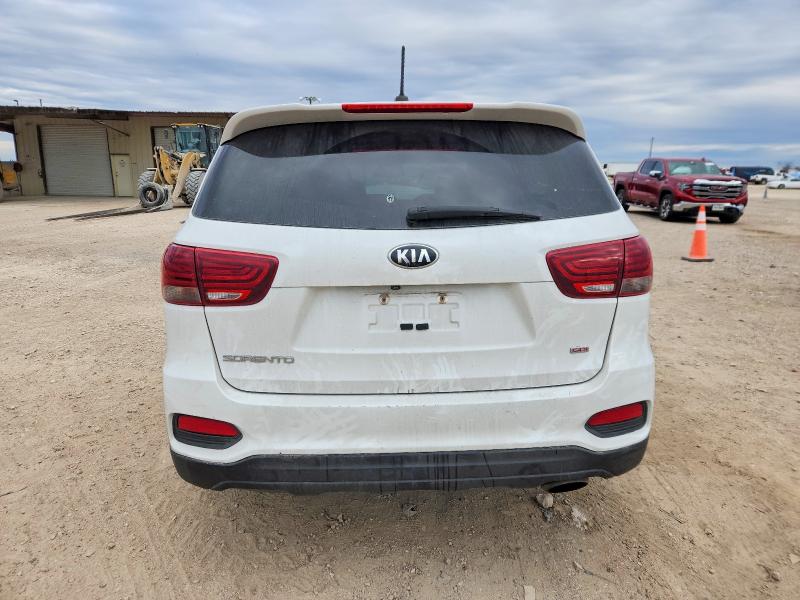 Photo 6 from auction – 2019 KIA SORENTO L with VIN 5XYPG4A38KG543166