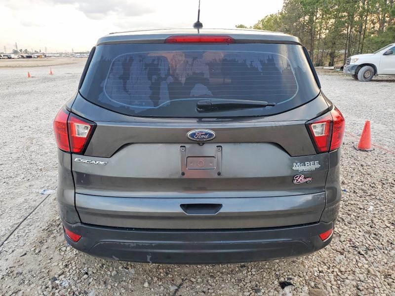 Photo 6 from auction – 2019 FORD ESCAPE S with VIN 1FMCU0F74KUC25406