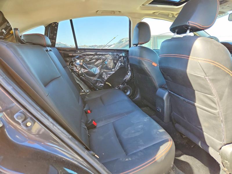 Photo 11 from auction – 2016 SUBARU CROSSTREK with VIN JF2GPANC2G8251523