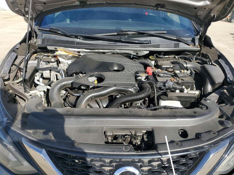 Photo 11 from auction – 2017 NISSAN SENTRA SR with VIN 3N1CB7AP9HY261160