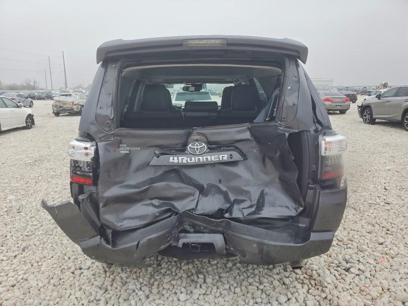 Photo 6 from auction – 2022 TOYOTA 4RUNNER with VIN JTEFU5JR7N5253914