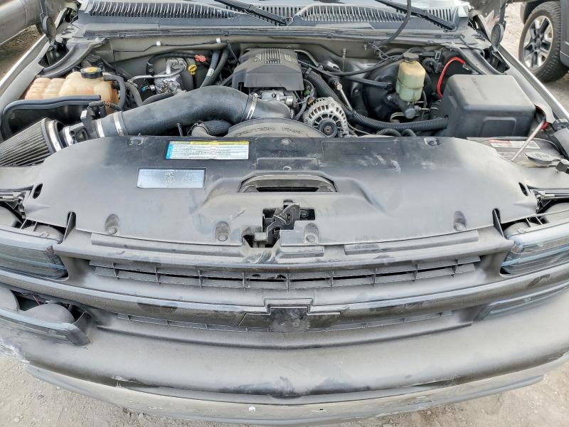 Photo 11 from auction – 2000 CHEVROLET SILVERADO with VIN 1GCEC19T6YZ364124