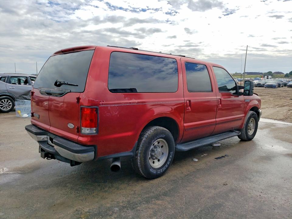 Photo 3 from auction – 2000 FORD EXCURSION with VIN 1FMNU40F4YEA91970