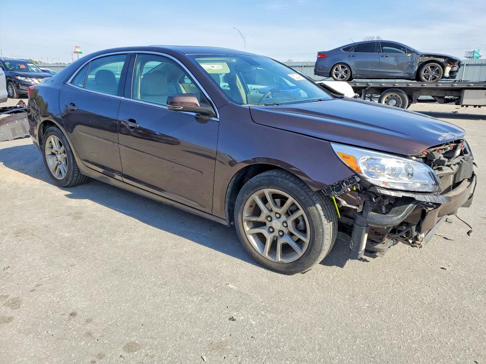 Photo 4 from auction – 2015 CHEVROLET MALIBU with VIN 1G11C5SL3FF195333