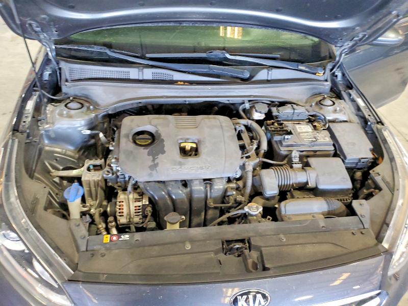 Photo 11 from auction – 2021 KIA FORTE FE with VIN 3KPF24AD5ME377255