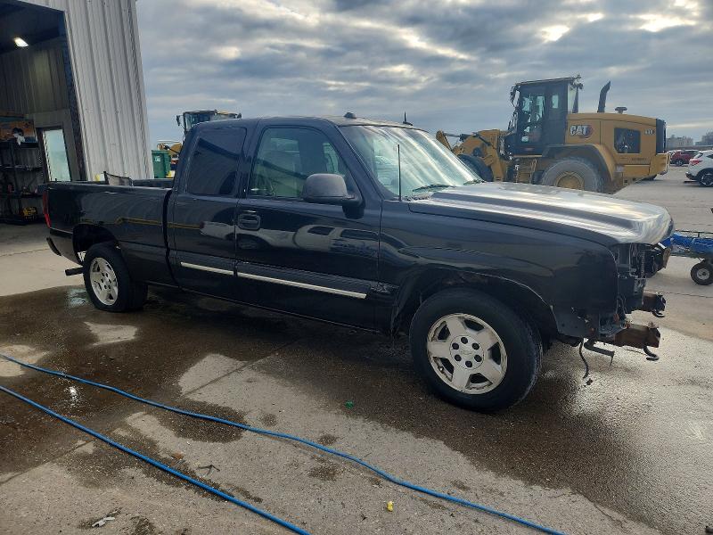 Photo 4 from auction – 2004 CHEVROLET SILVERADO with VIN 2GCEC19T741188350