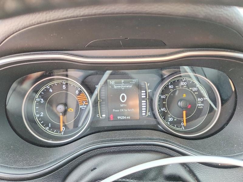 Photo 9 from auction – 2019 JEEP CHEROKEE with VIN 1C4PJLCB4KD160646