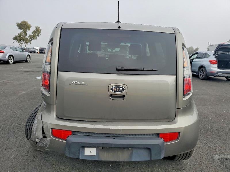 Photo 6 from auction – 2010 KIA SOUL + with VIN KNDJT2A20A7049795