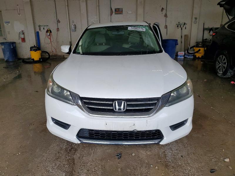 Photo 5 from auction – 2014 HONDA ACCORD LX with VIN 1HGCR2F30EA054496