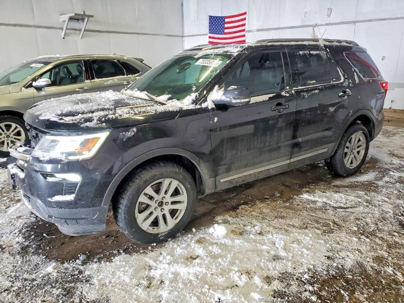 FORD EXPLORER X 2018 with VIN 1FM5K8D82JGA62681 - Photo from auction