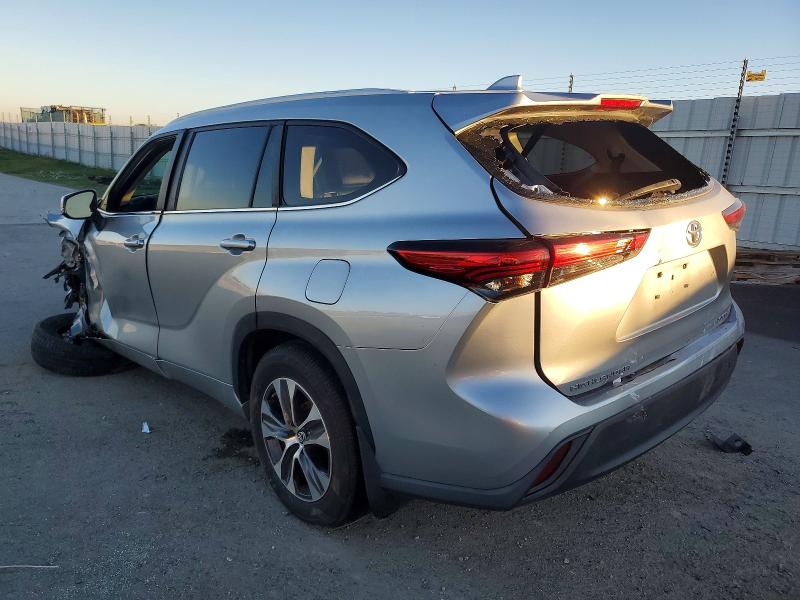 Photo 2 from auction – 2023 TOYOTA HIGHLANDER with VIN 5TDKDRBH6PS002928