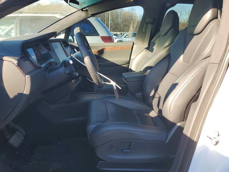 Photo 7 from auction – 2018 TESLA MODEL X with VIN 5YJXCDE25JF140586