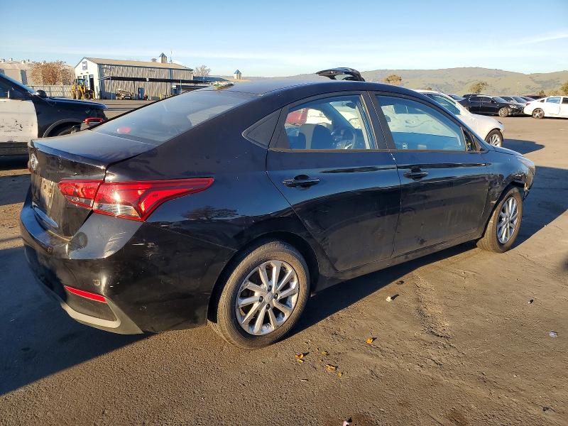 Photo 3 from auction – 2018 HYUNDAI ACCENT SE with VIN 3KPC24A37JE028524