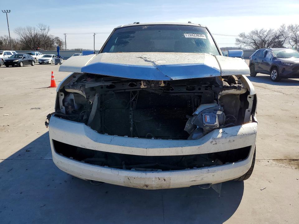 Photo 5 from auction – 2008 LINCOLN NAVIGATOR with VIN 5LMFL27538LJ02975
